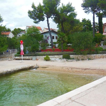 Holiday Home Oleander Zaboric Buitenkant foto