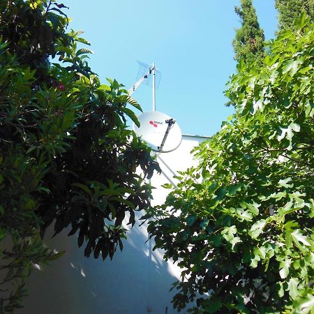Holiday Home Oleander Zaboric Buitenkant foto